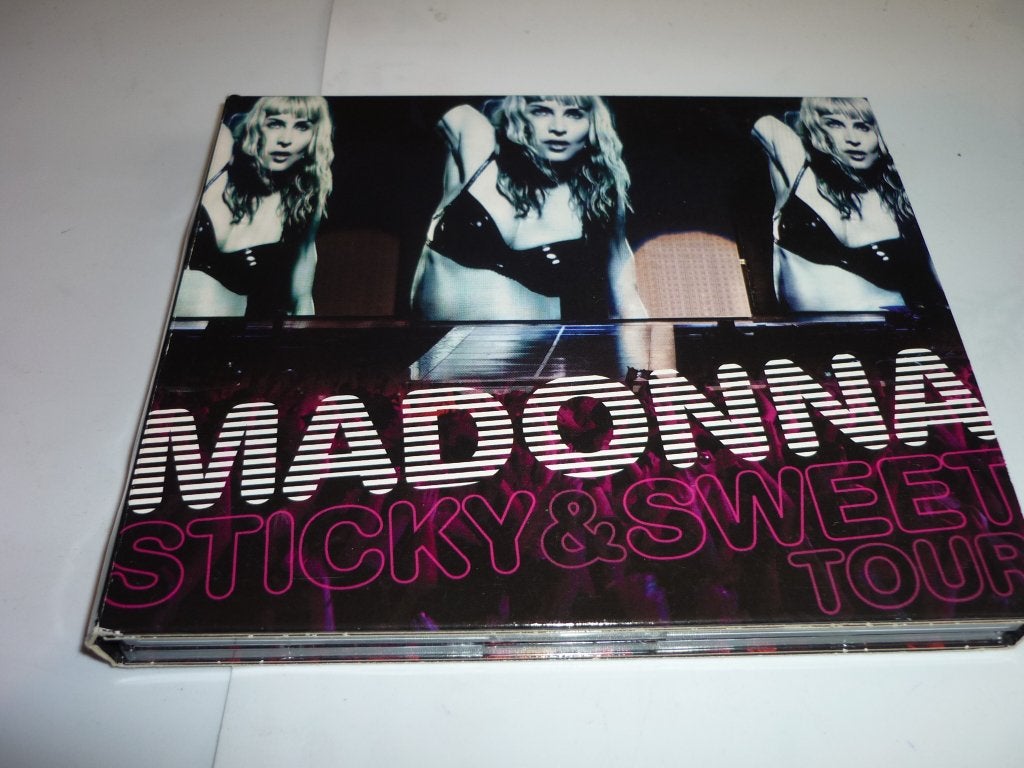 Madonna - Sticky & Sweet Tour CD & DVD, Pop, Ophalen of Verzenden, Zo goed als nieuw, Live-album