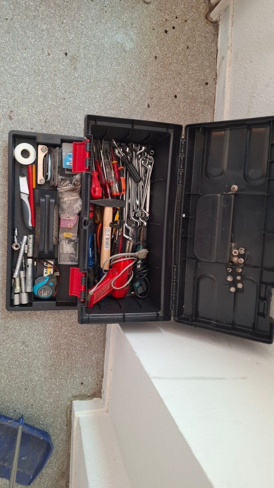 Gereedschapskist met diverse gereedschappen, Ophalen of Verzenden, Gebruikt, Gereedschapsset, Overige merken