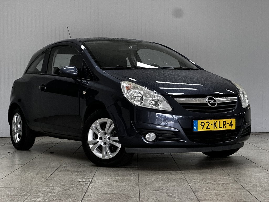 Opel Corsa 1.4-16V Enjoy/ Airco!/ Cruise/ Multi.Stuur/ Radio, Voorwielaandrijving, Stof, Gebruikt, Zwart