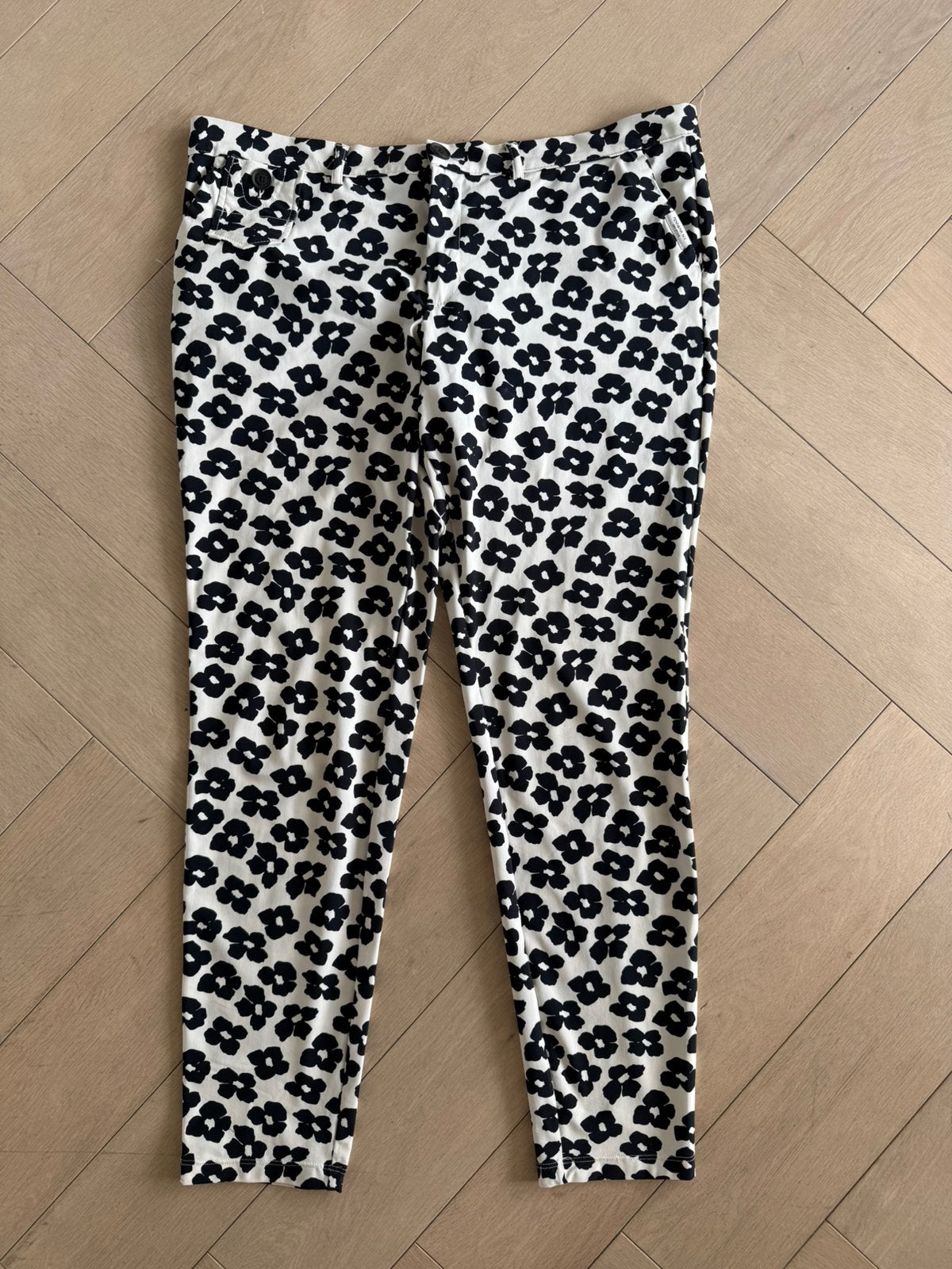 Penn & Ink travelstof broek mt 42, Kleding | Dames, Broeken en Pantalons, Ophalen of Verzenden, Zo goed als nieuw, Maat 42/44 (L)