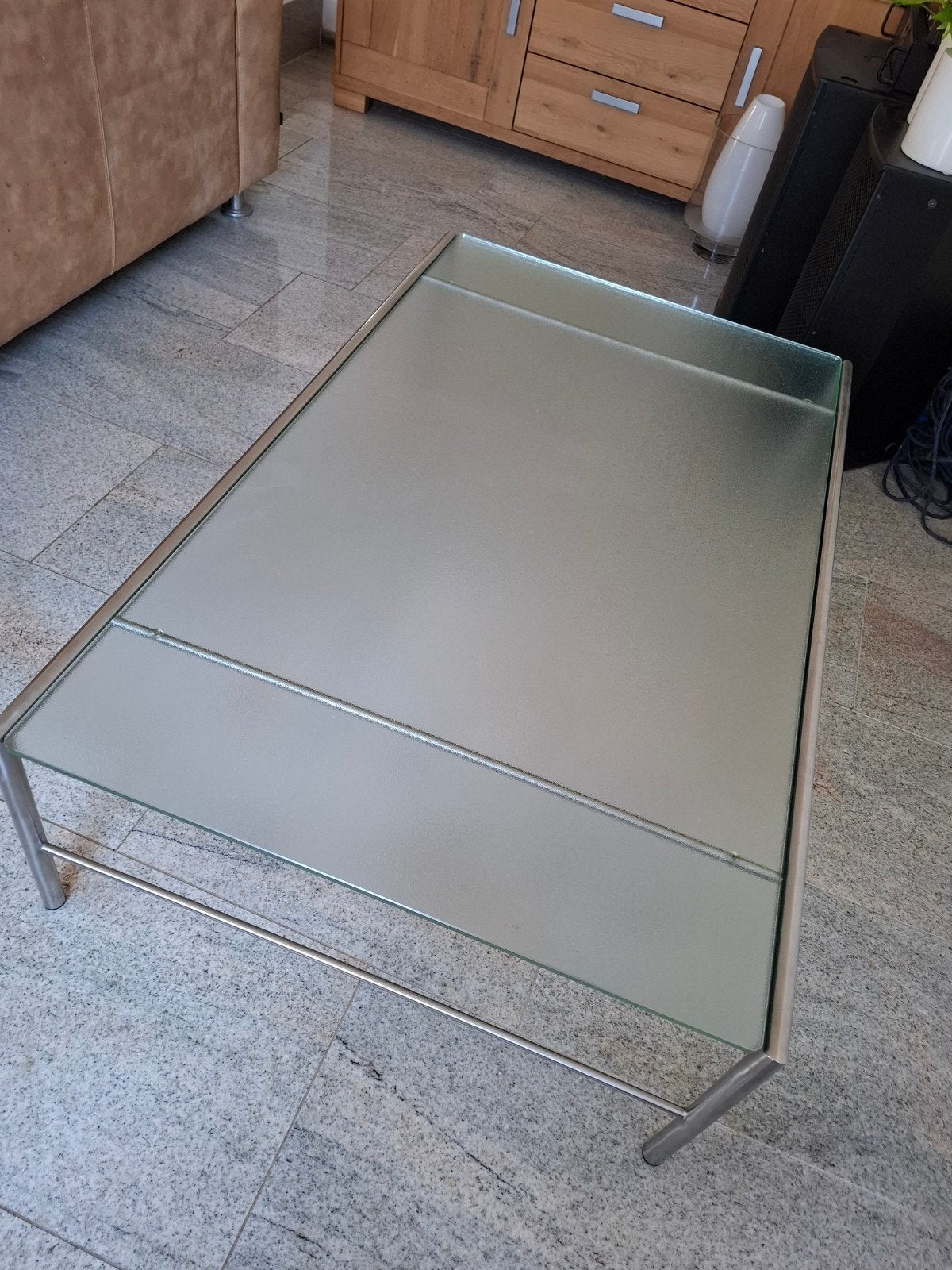 Design salontafel van glas met RVS onderstel., 100 tot 150 cm, Design, 50 tot 100 cm, Ophalen of Verzenden