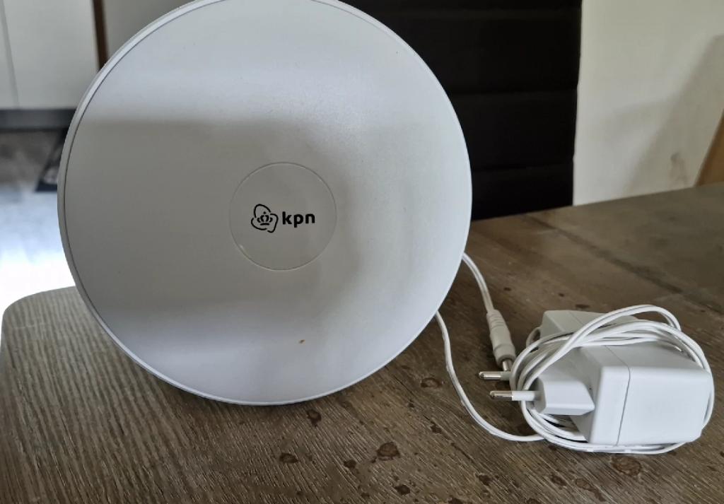 KPN WIFI Versterker, Computers en Software, WiFi-versterkers, Ophalen of Verzenden, Zo goed als nieuw, KPN  WiFi versterker