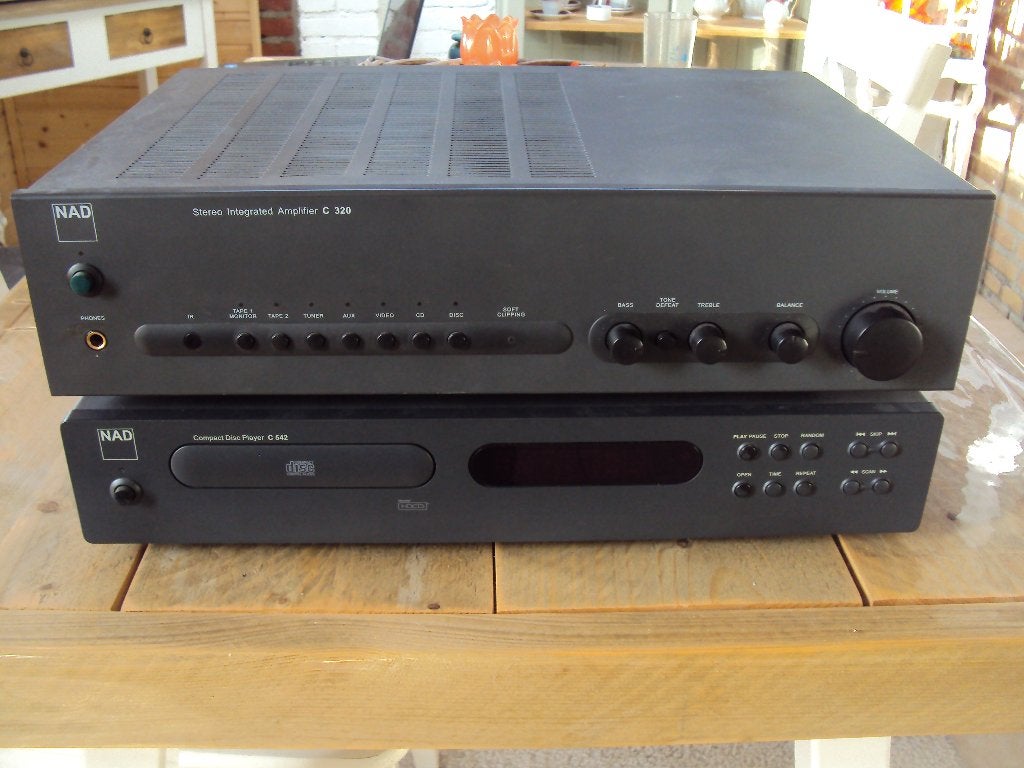 Nad C320 + Nad C542.  Afstandsbediening.  Top klank., Audio, Tv en Foto, Gebruikt, Losse componenten, Cd-speler, Ophalen