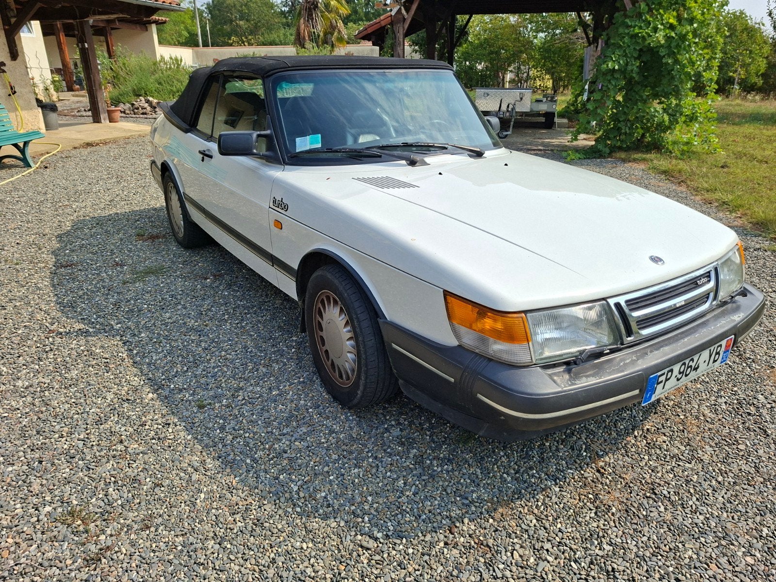 Saab 900 2.0 TURBO cabriolet 1988 km188k Frankrijk, Auto's, Oldtimers, Cabriolet, Wit, Leder, Handgeschakeld
