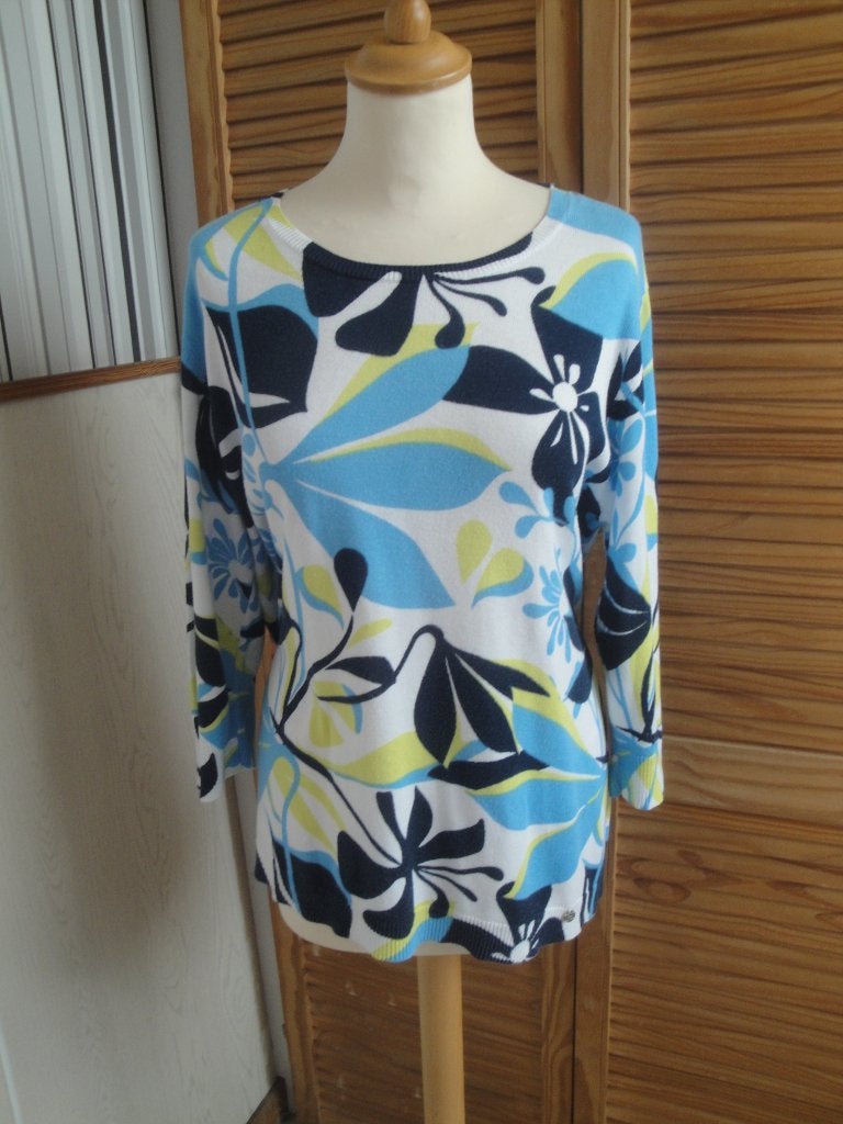Truitje van GOLLEHAUG maat 44, Kleding | Dames, Meerkleurig, Gollehaug, Maat 42/44 (L), Ophalen of Verzenden