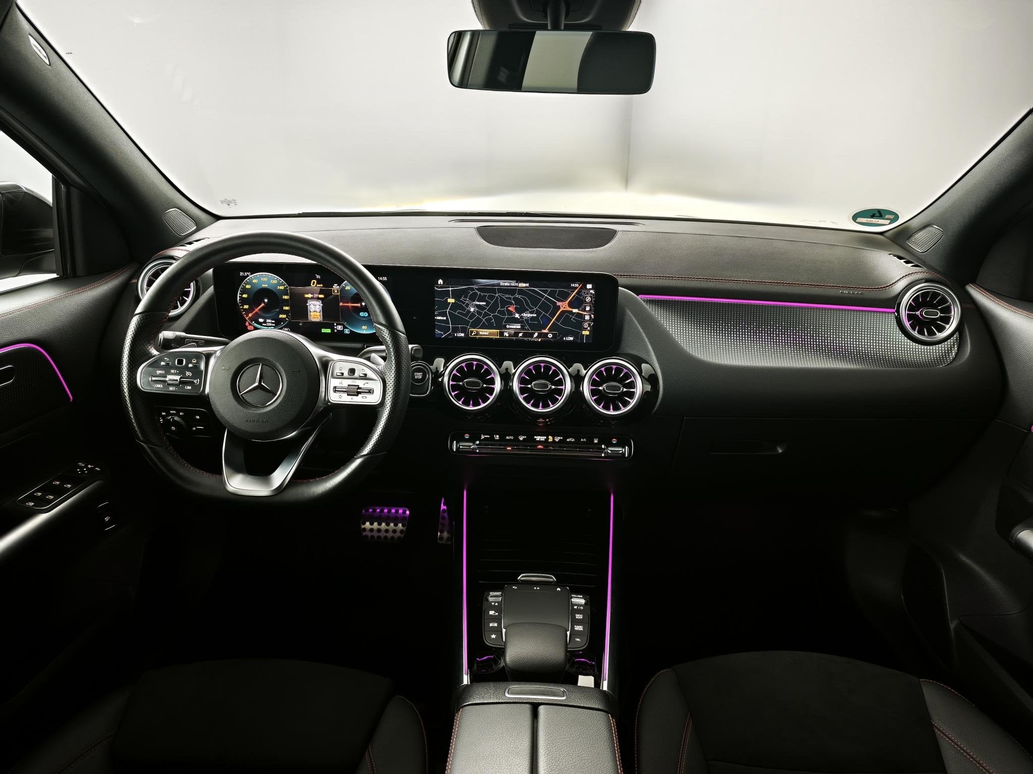 Mercedes-Benz EQA 250 AMG Line 67 kWh | Camera | Keyless Ent, 1940 kg, Gebruikt, 190 pk, Met garantie (alle)
