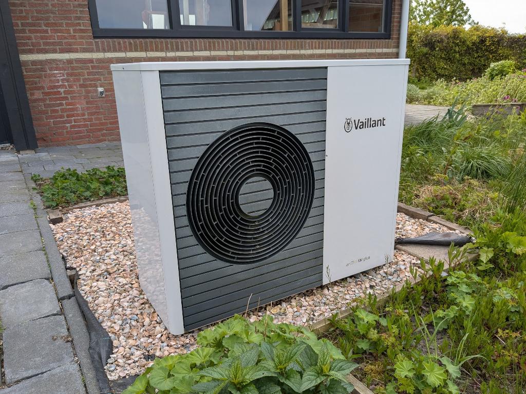 Vaillant hybride warmtepomp + cv ketel, aroTherm VWL 75/6, Ophalen, 30 tot 80 cm, Gebruikt, Hoog rendement (Hr)
