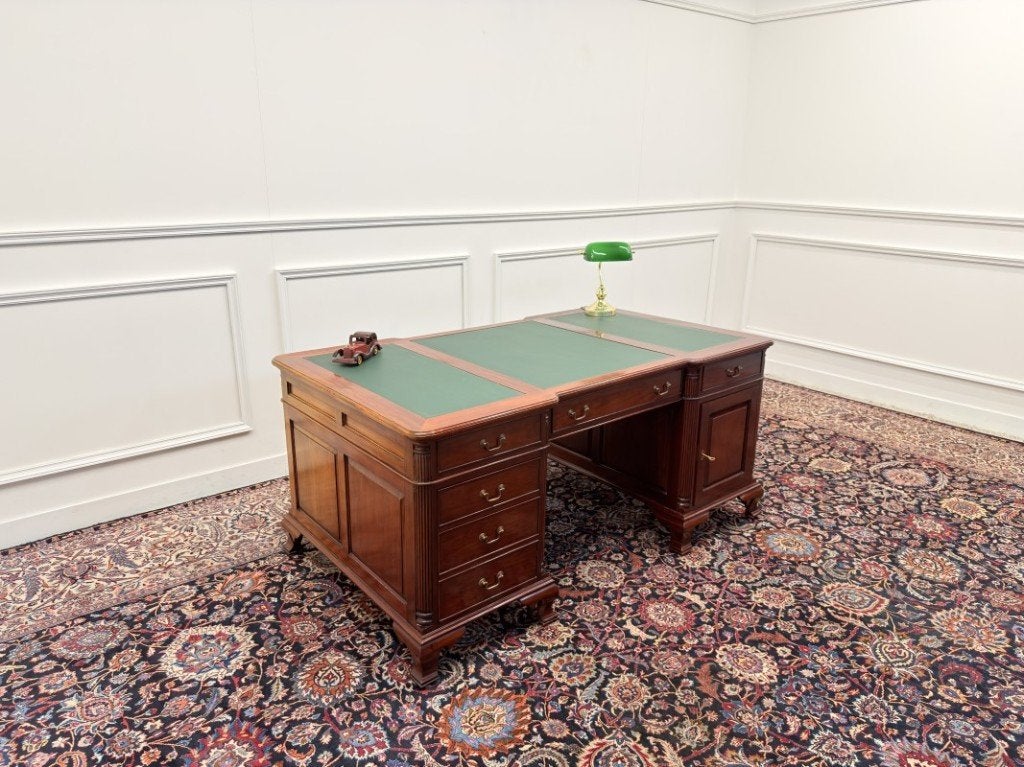 Klassiek Engels Chesterfield Bureau Partnerdesk, Ophalen
