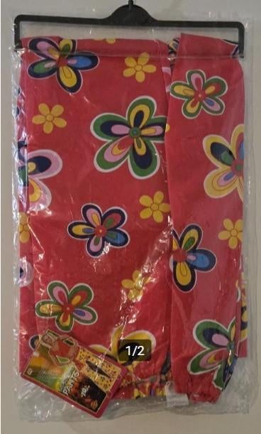 Nieuw Flower Power jaren 70 broek rood mt M, Maat 38/40 (M), Carnaval, Nieuw, Ophalen of Verzenden