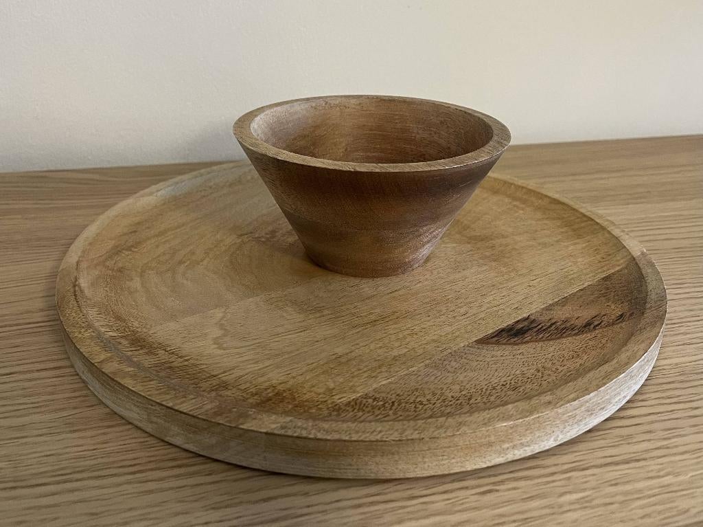 Houten borrelplank Ø32 cm – €5, Huis en Inrichting, Keuken | Keukenbenodigdheden, Ophalen, Hout, Snij-/serveerplank, Zo goed als nieuw