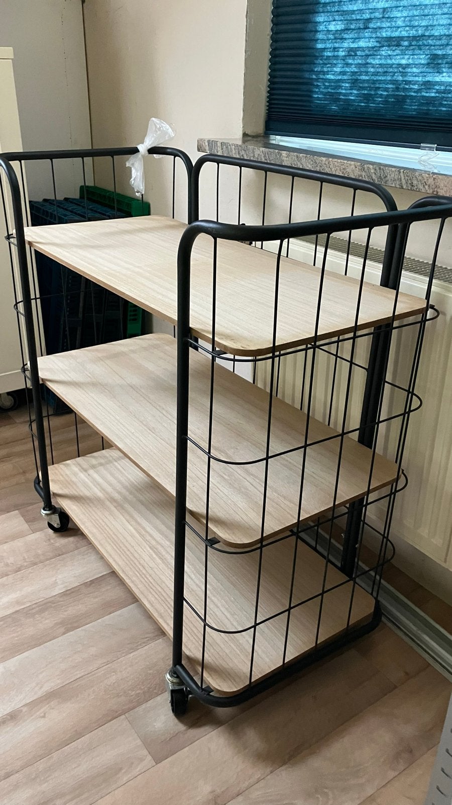Bakkerskast 3 planken, zwart metaal en hout, Huis en Inrichting, Ophalen, Gebruikt