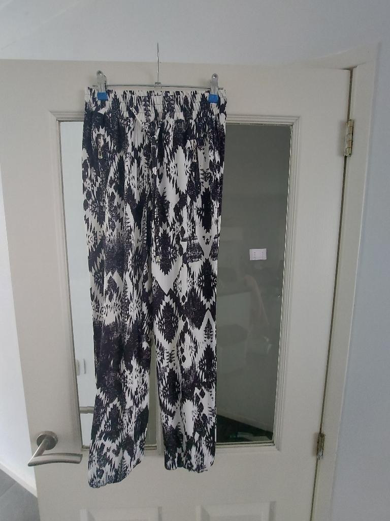 zomer broek pants van Estelle!, Ophalen, Wit, Zo goed als nieuw, Maat 36 (S)