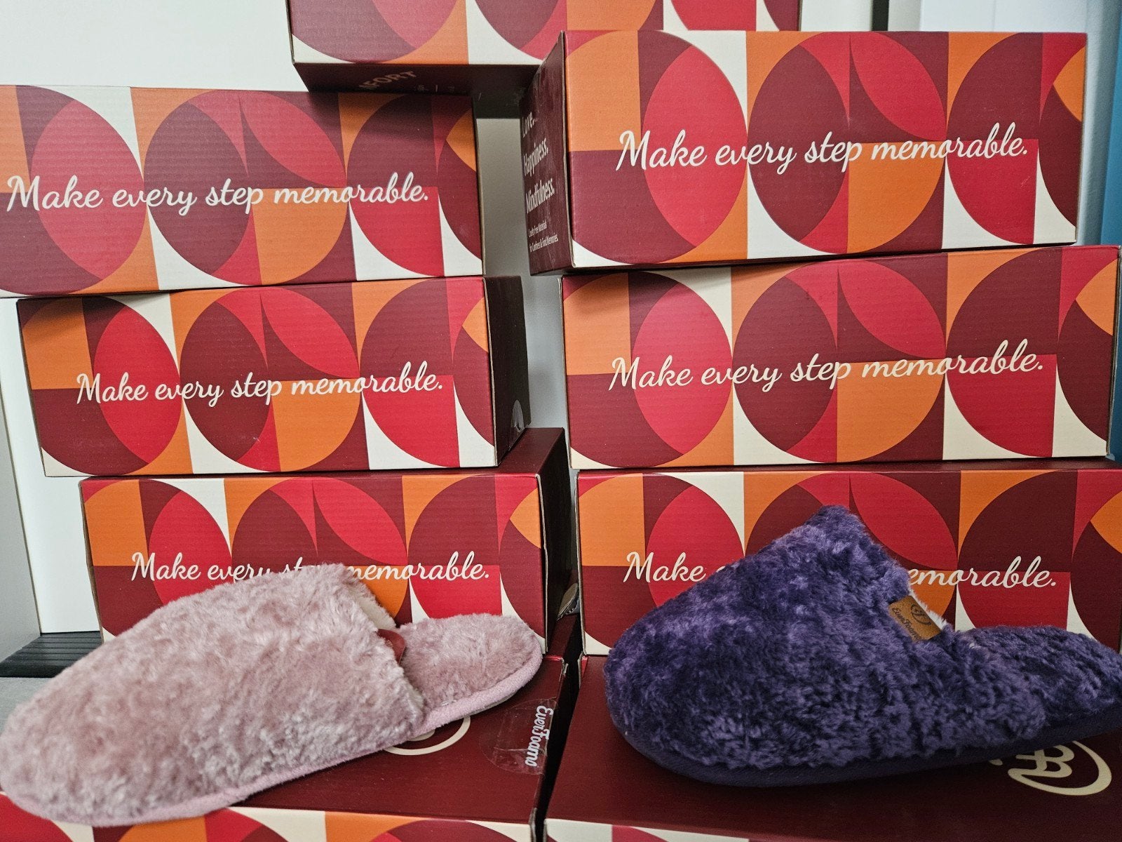 Restpartij pantoffels, Overige kleuren, Nieuw, Ophalen of Verzenden, Pantoffels of Sloffen