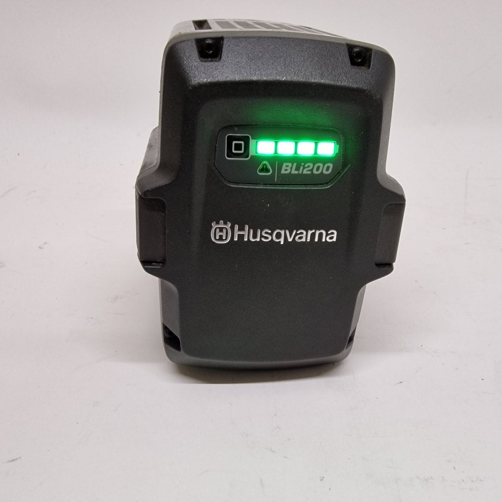 HUSQVARNA BLi200 | Nette Staat, Flex Ltd., Zo goed als nieuw, https://flex.com/contact-us, Nobelstraat 10, 5807 GA Oostrum LB, Limburg, Nederland