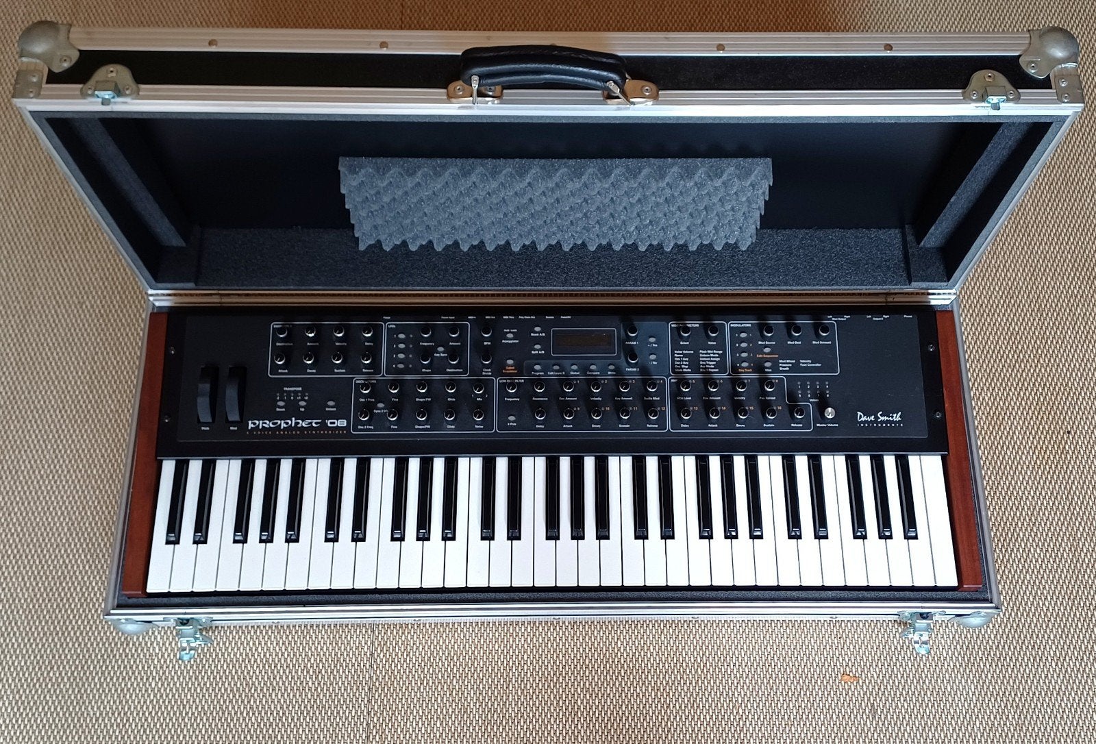 Dave Smith - Prophet 8, Muziek en Instrumenten, Ophalen, Zo goed als nieuw, 61 toetsen, Overige merken