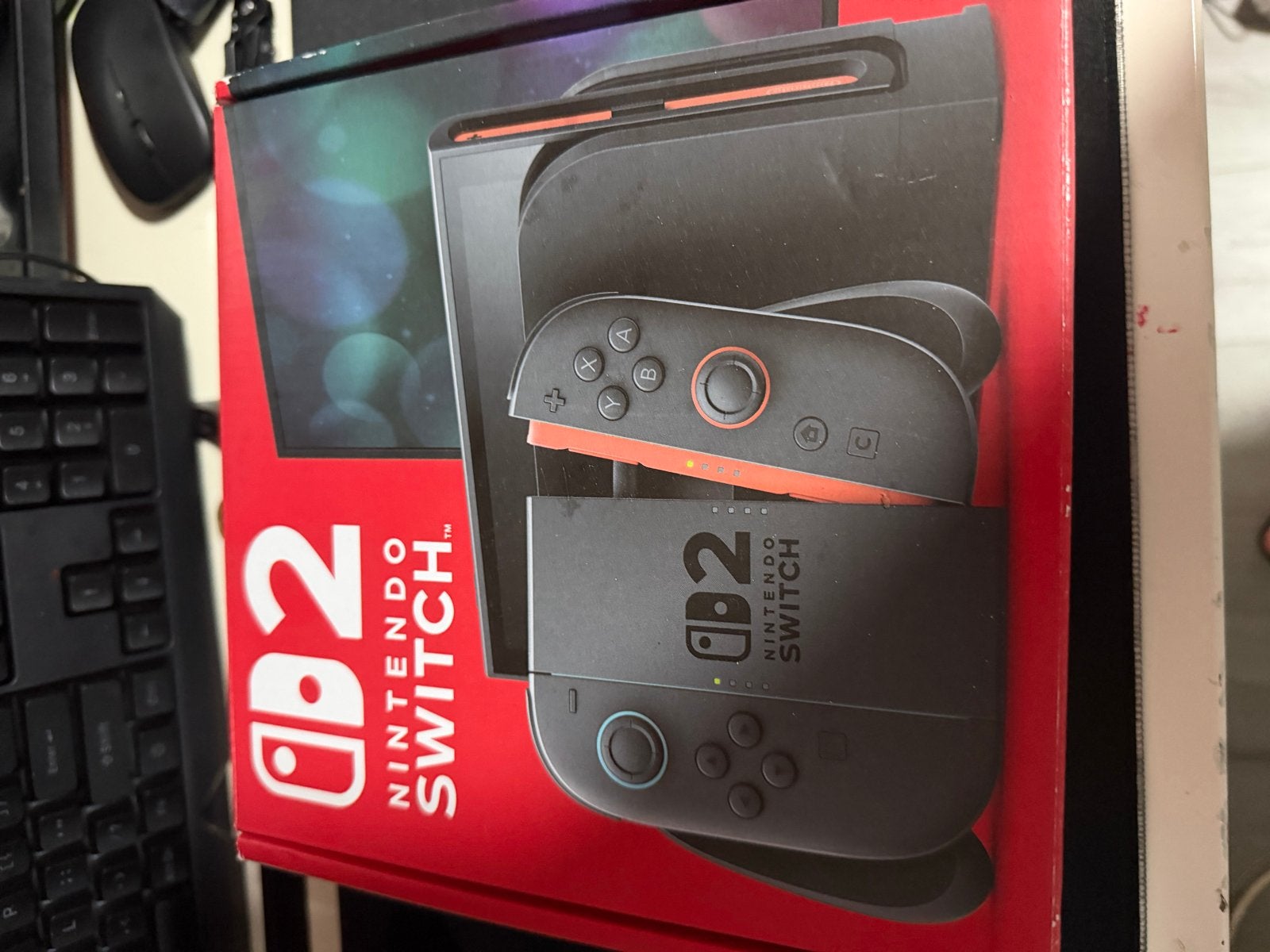 Foto 10 van Nintendo Switch 2 met doos , hoes en Mario Kart World