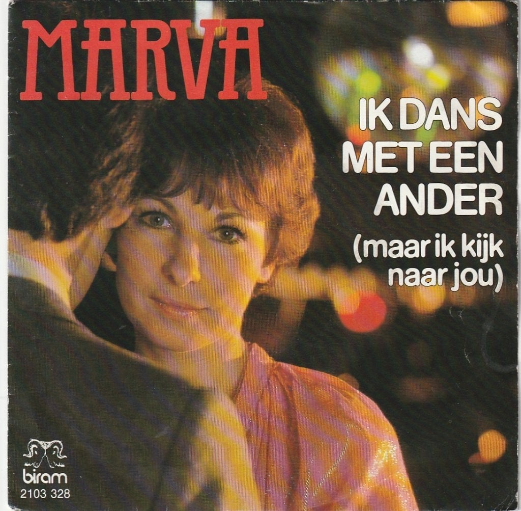 Marva - Ik dans met een ander - Maar iok kijk naar jou Nr 28, Ophalen, Gebruikt, 7 inch, Levenslied of Smartlap