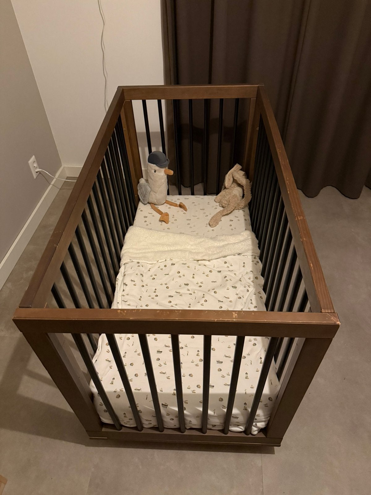 Baby bed, Ophalen, Ledikant