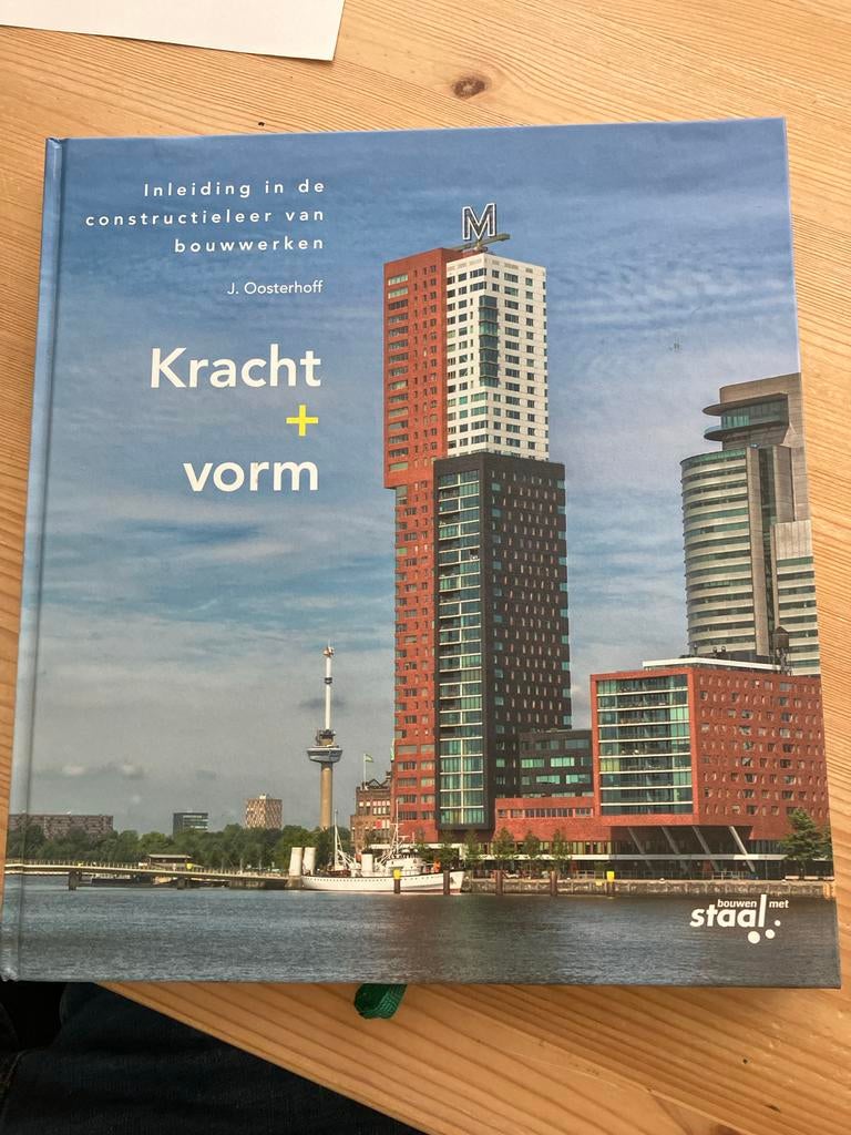 Kracht + vorm: Inleiding in de constructieleer van bouwwerke, Boeken, Ophalen of Verzenden, Zo goed als nieuw, Bouwkunde