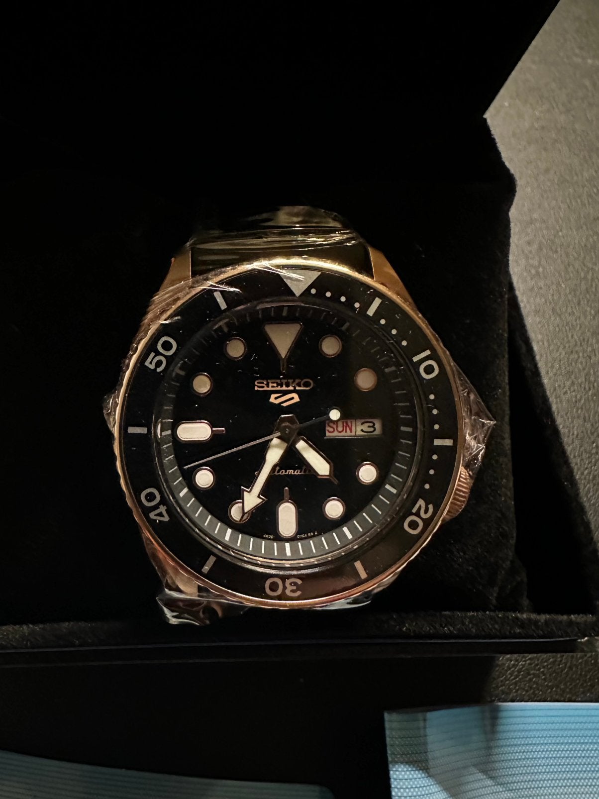 Seiko 5 Sports - Herenhorloge - Nieuw in doos!, Sieraden, Tassen en Uiterlijk, Horloges | Heren, Leer, Polshorloge, Nieuw, Ophalen of Verzenden