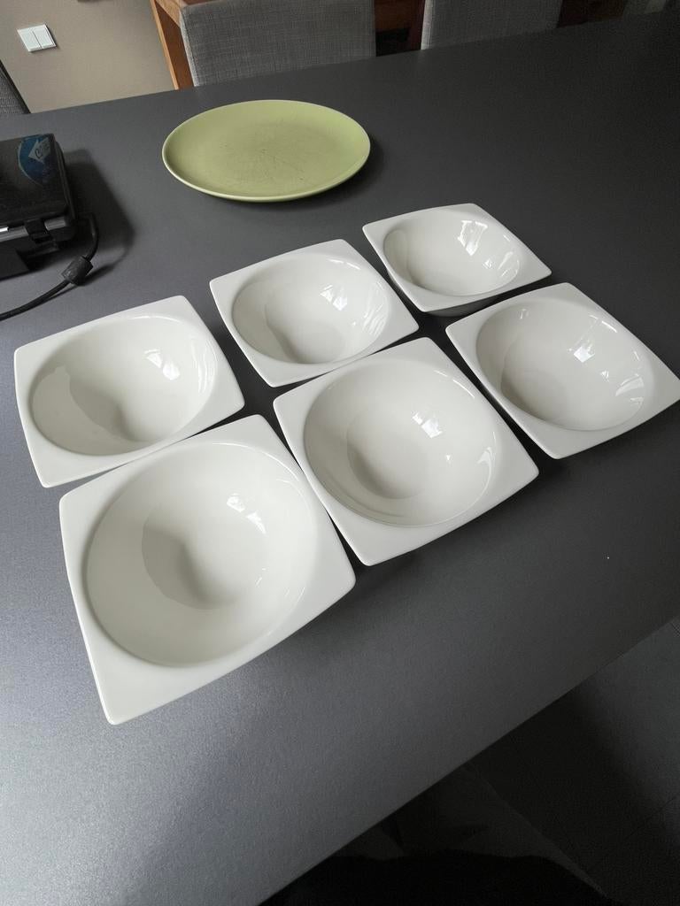 Zes witte schaaltjes van Select Dinnerware, Ophalen of Verzenden, Zo goed als nieuw, Overige stijlen, Schaal of Schalen