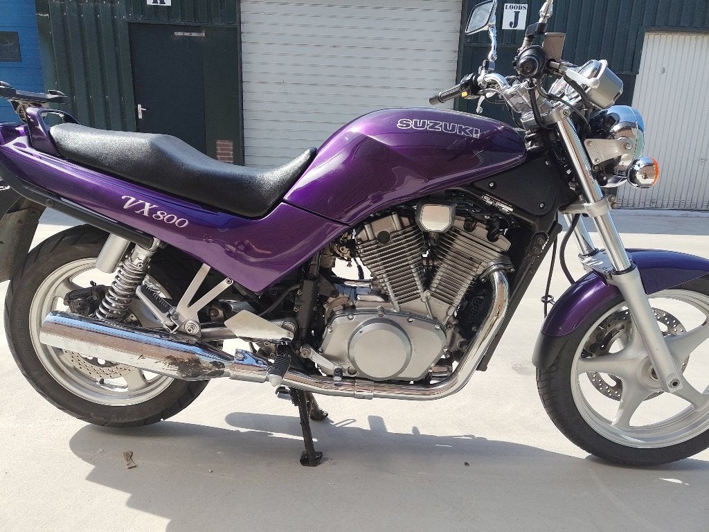Suzuki VX 800, Cardan-aandrijving, 2 cilinders, Occasion, Motorrijbewijs A