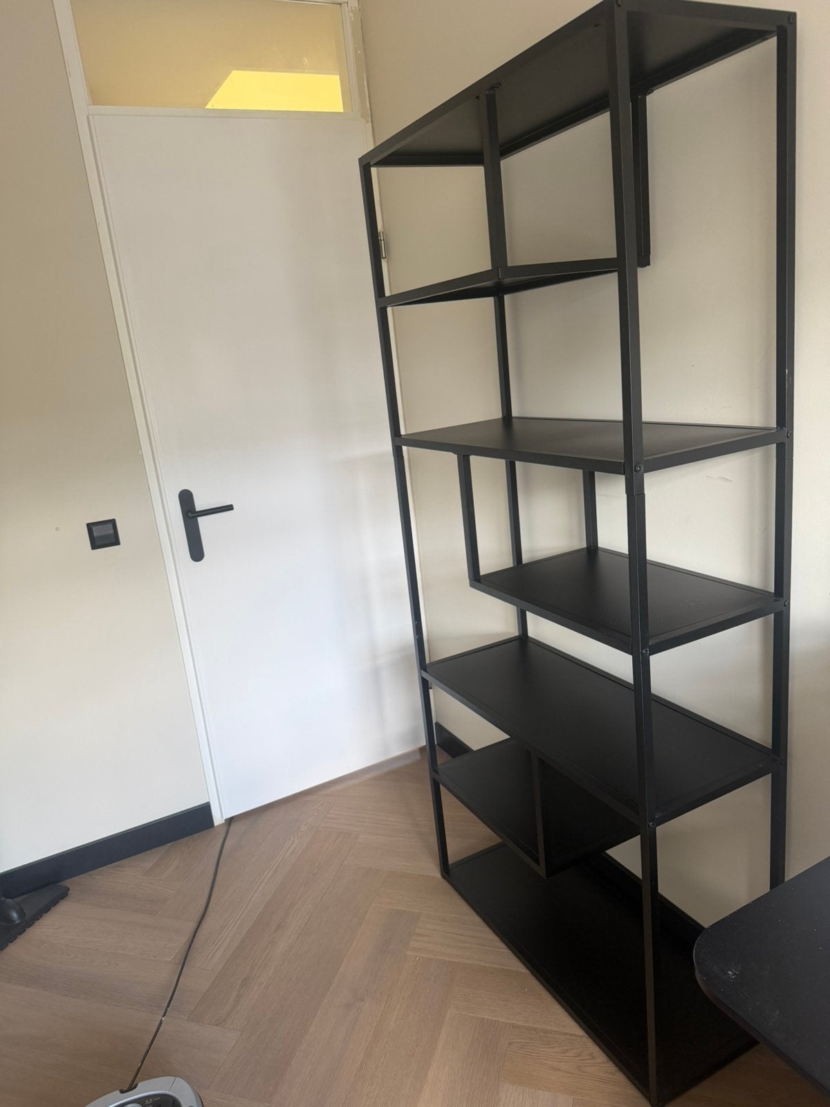 Wandkast zwart, Ophalen, Zo goed als nieuw