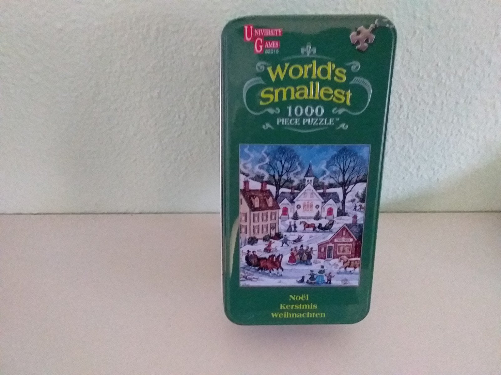 World's Smallest 1000 stukjes Kerstmis puzzel, Ophalen of Verzenden, 500 t/m 1500 stukjes, Zo goed als nieuw, Legpuzzel