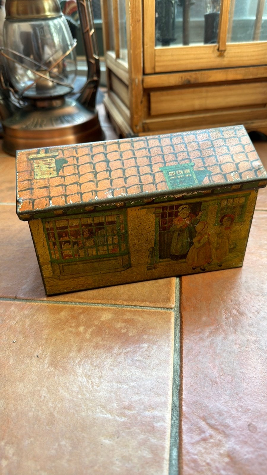 Blik in vorm van huis, Ophalen of Verzenden, Zo goed als nieuw, Overige