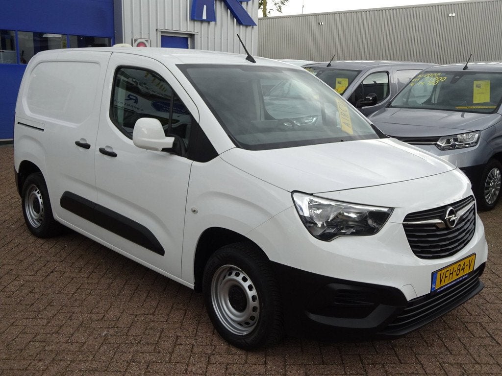 Opel Combo 1.5D L1H1 Edition AIRCO NAVI CRUISE CONTROL PDC, Auto's, Stof, Gebruikt, 4 cilinders, Origineel Nederlands