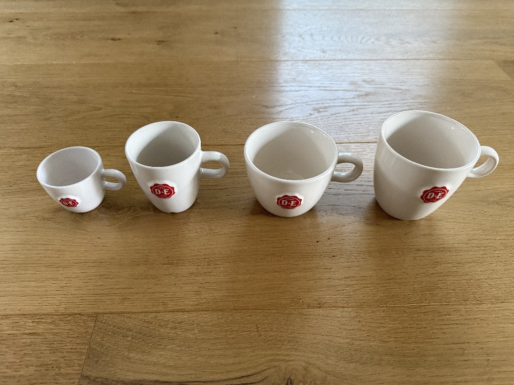 Douwe Egberts koffiekopjes Royal Raya, Ophalen, Zo goed als nieuw, Overige stijlen, Kop(pen) en/of Schotel(s)
