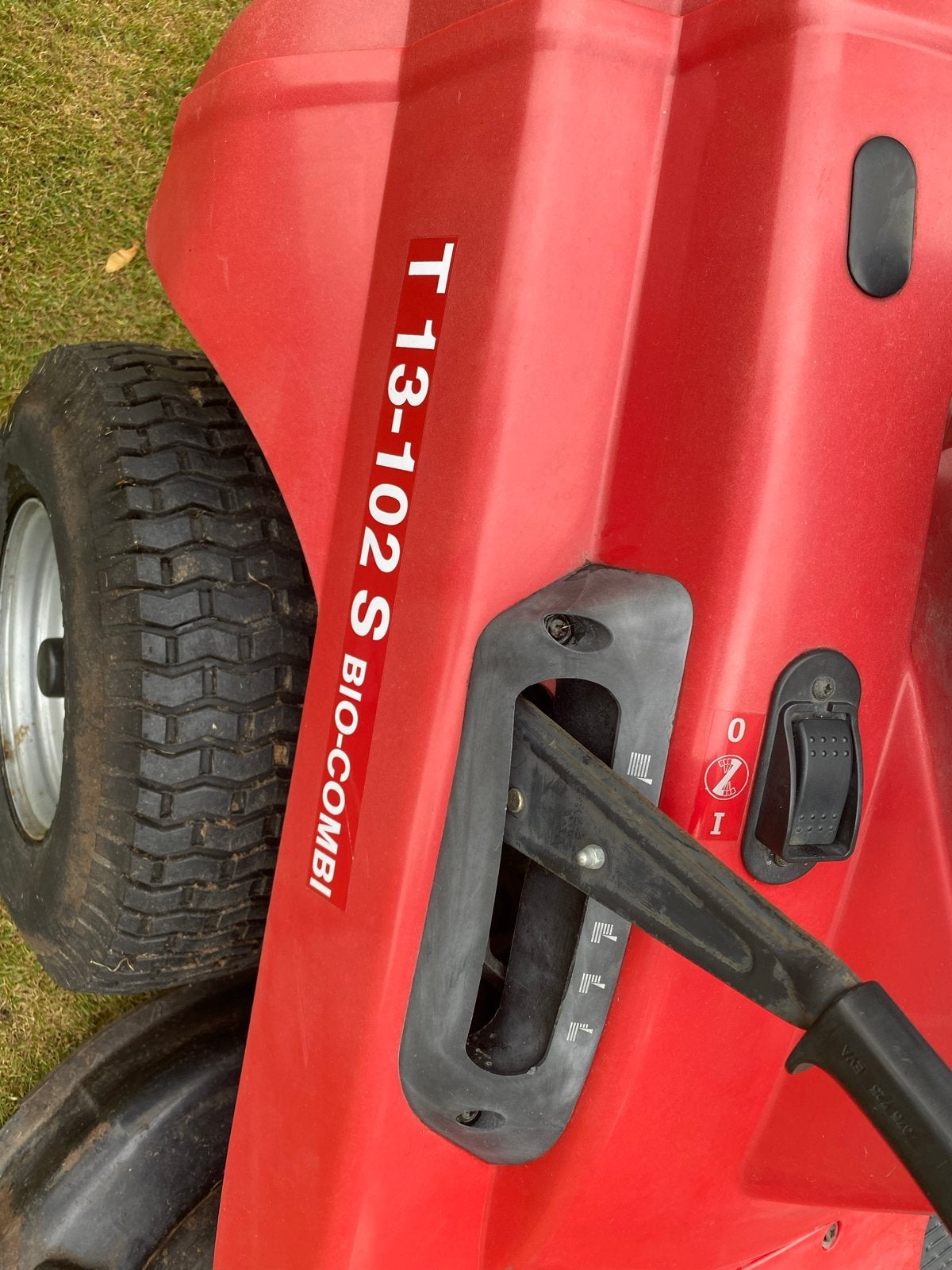 HVC T 13-102 S BIO-COMBI Zitmaaier - Briggs & Stratton, Tuin en Terras, Ophalen, Cirkelmaaier, Gebruikt, Mulchfunctie