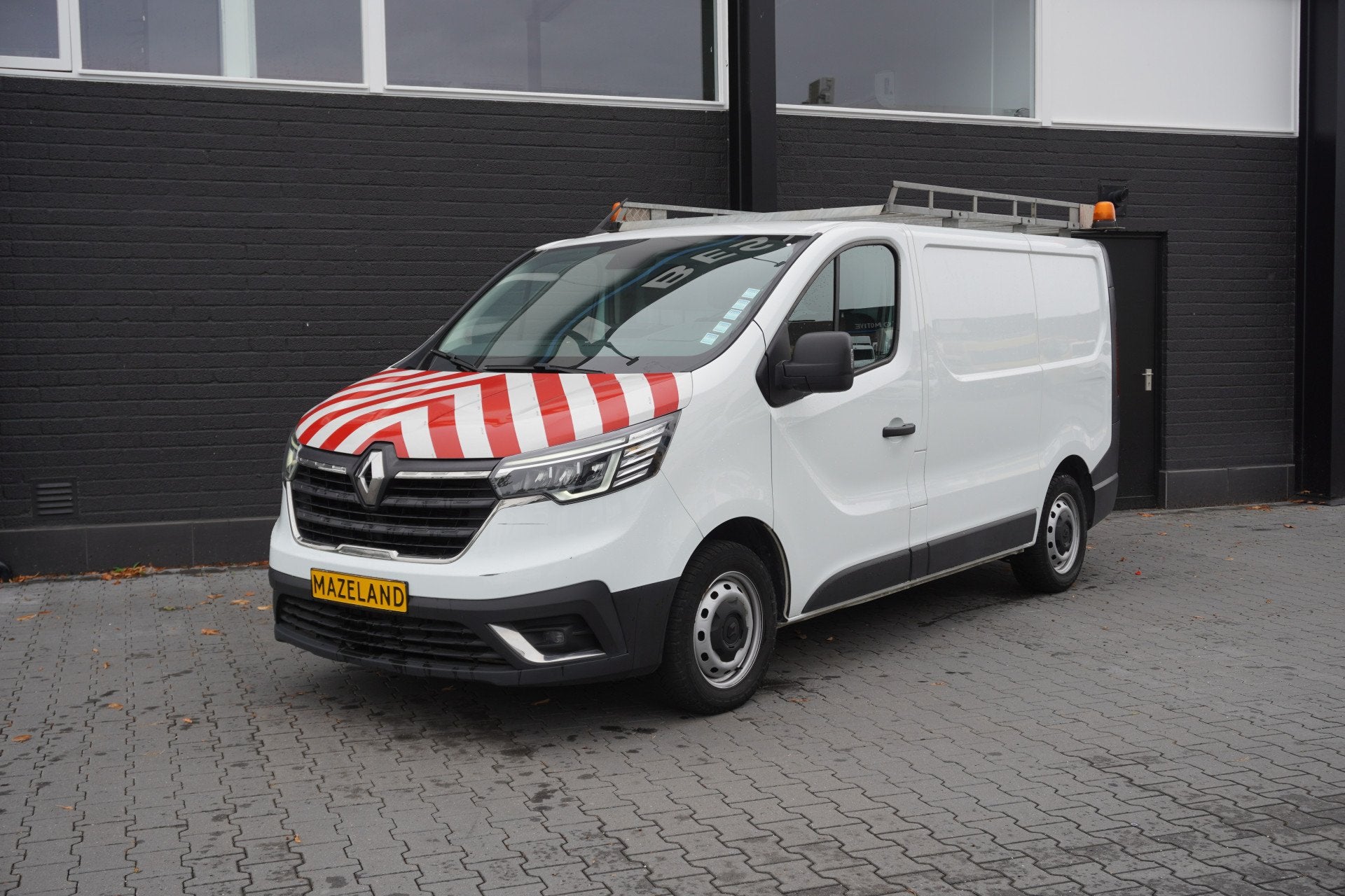 Renault Trafic 2.0 Blue dCi 130PK EURO 6 - Airco - Navi - Cr, Stof, Gebruikt, 4 cilinders, Renault