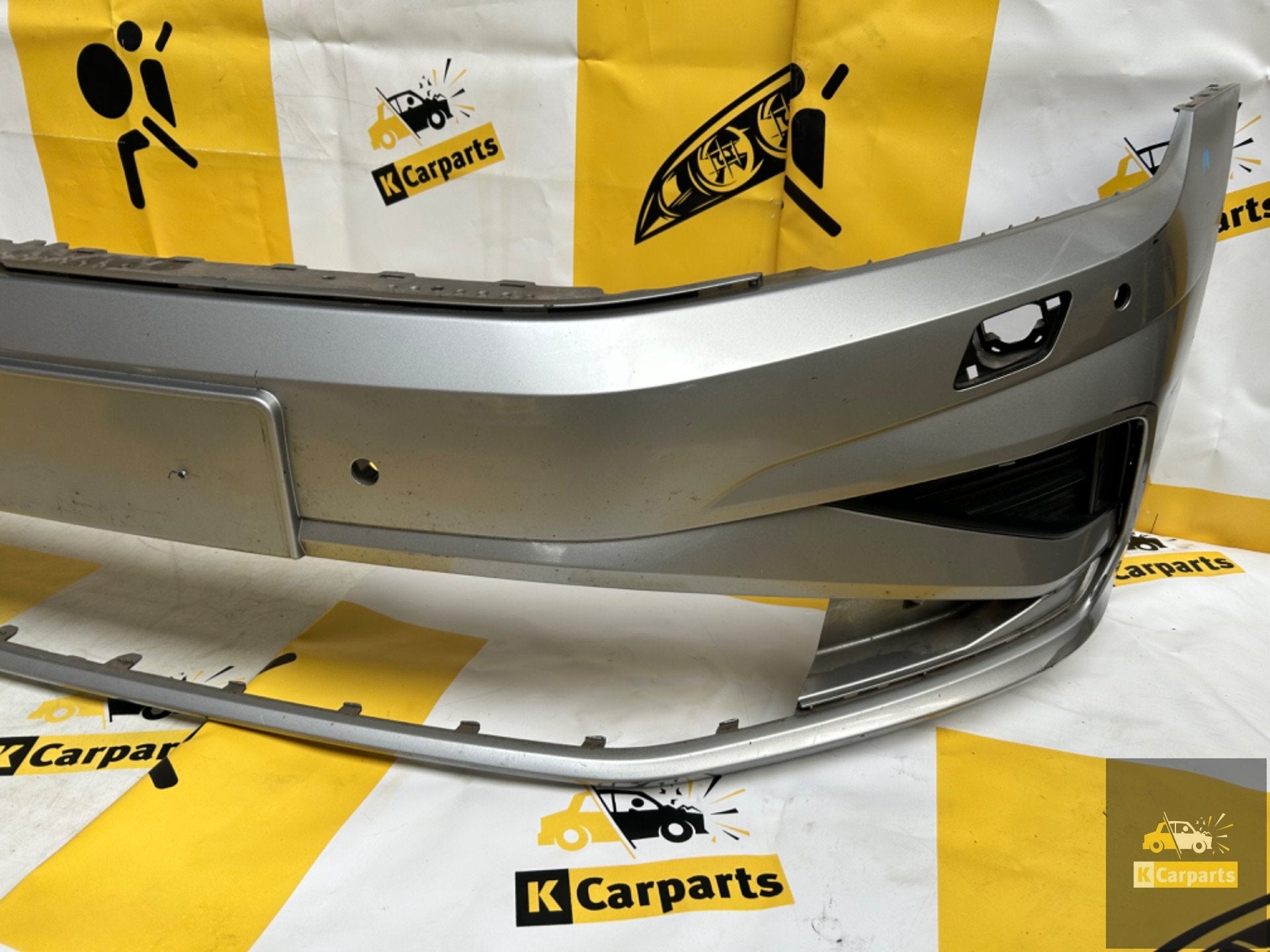 Voorbumper Volkswagen Golf Sportsvan Facelift 510807221M, Info@fabrikant.eu, Ophalen of Verzenden, Bumper, Fabrikant BV
