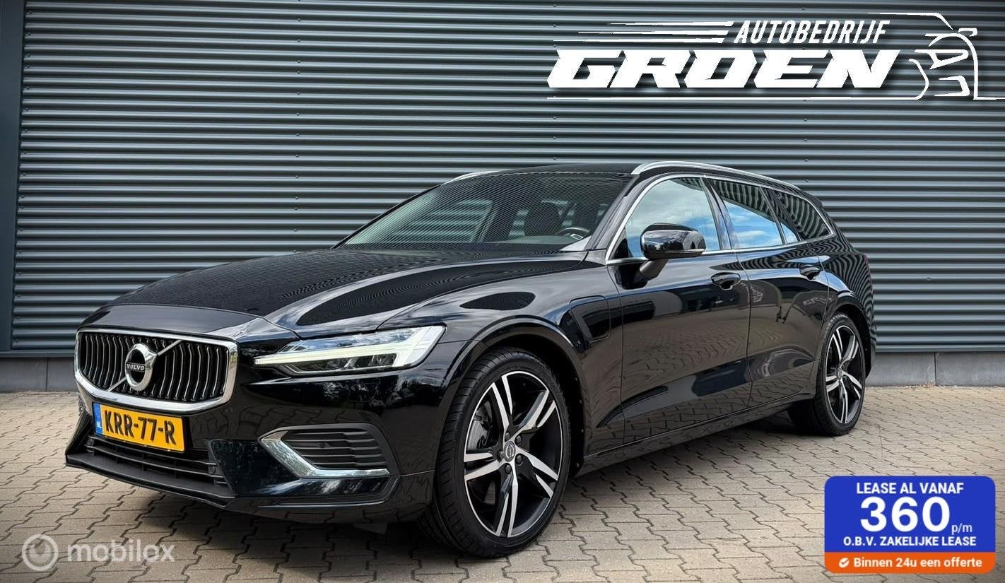 Volvo V60 2.0 T6 Recharge AWD Inscription, Gebruikt, Euro 6, 4 cilinders, Zwart