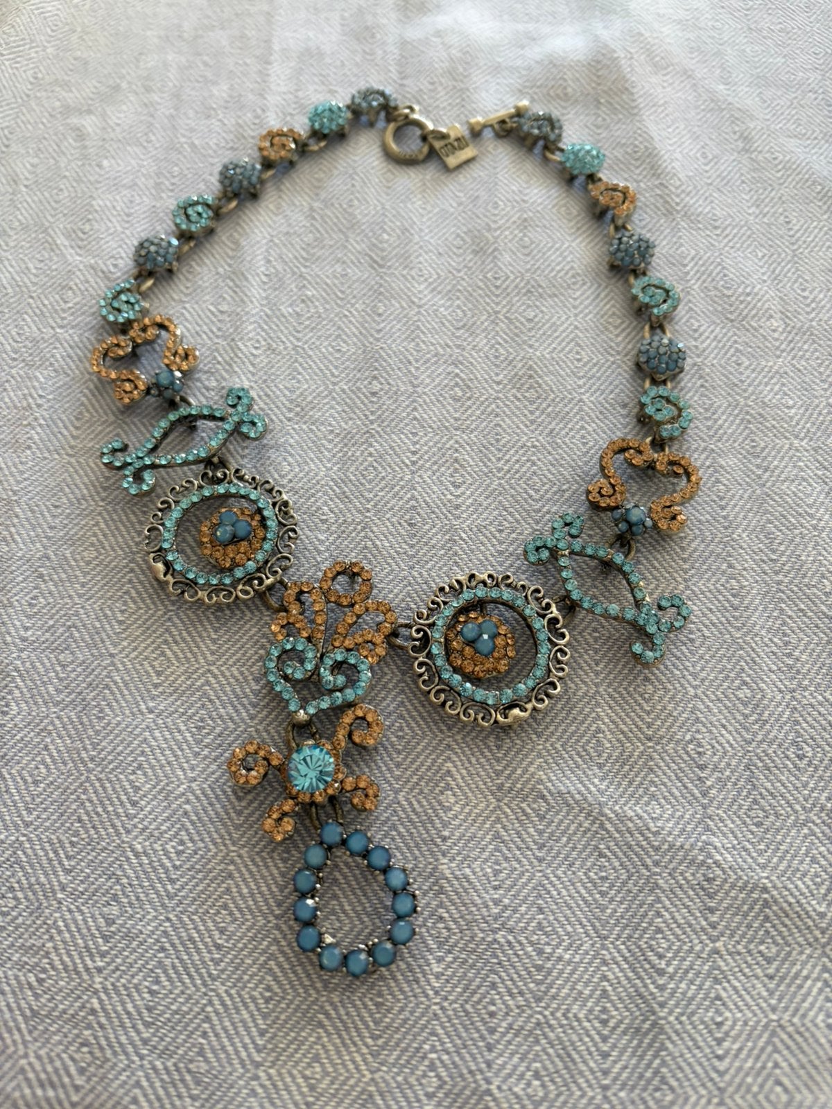 Foto 2 van Otazu ketting