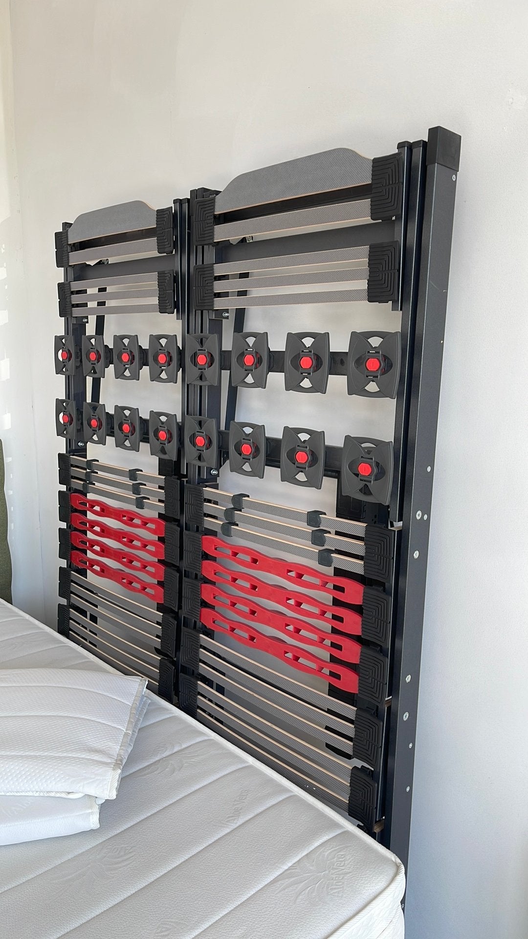 Lattenbodems 70x200 2 stuks, Huis en Inrichting, Slaapkamer | Matrassen en Bedbodems, Ophalen of Verzenden, Zo goed als nieuw