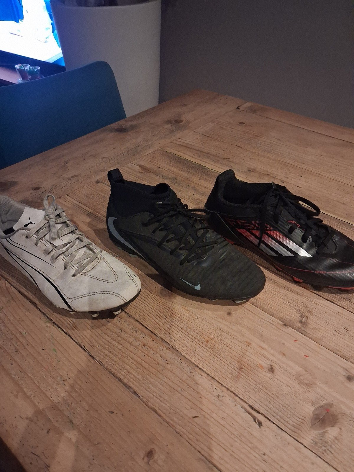 Voetbalschoenen - Diverse merken en maten, Maat XS of kleiner, Ophalen of Verzenden, Gebruikt, Schoenen