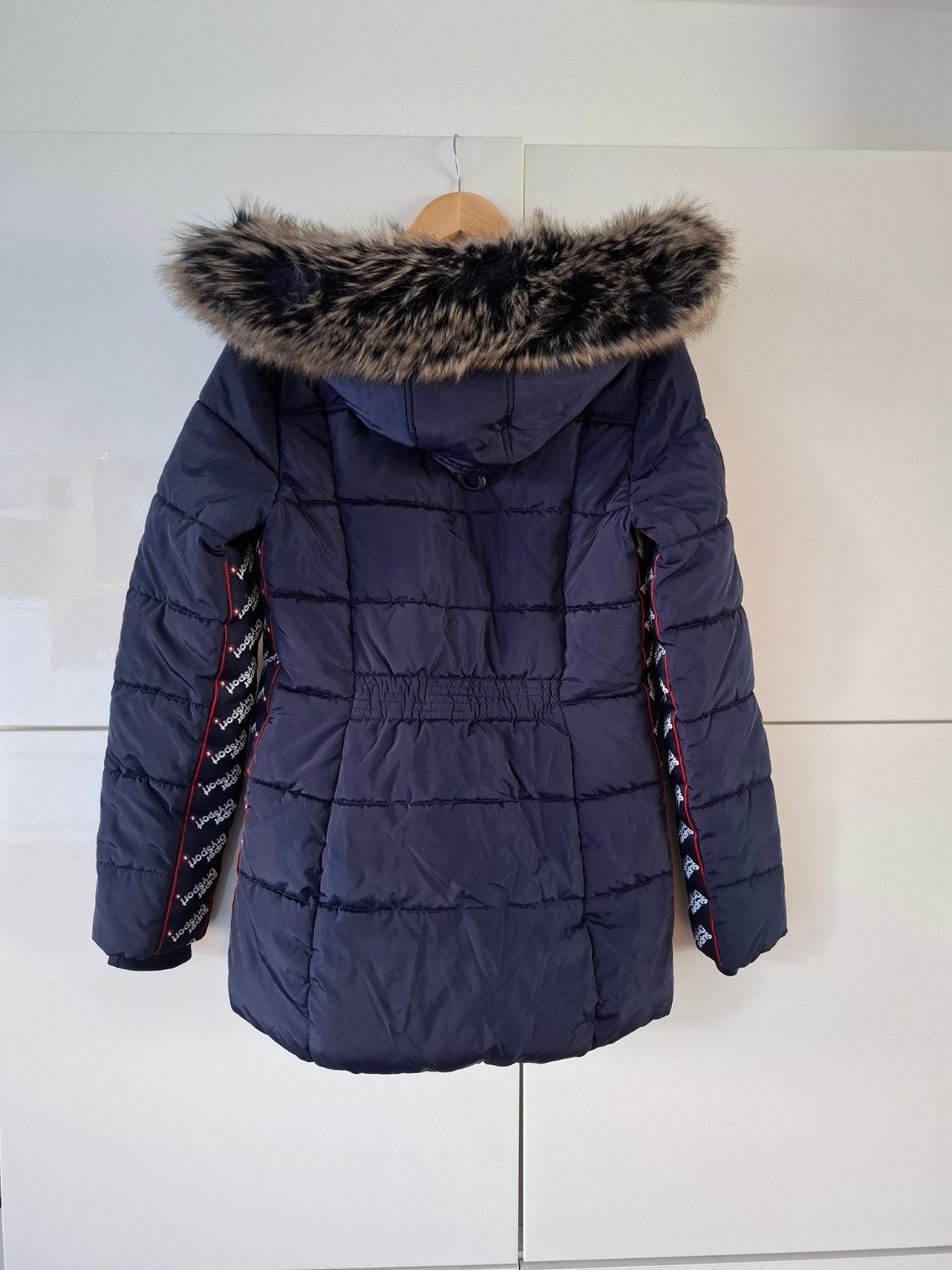 Superdry Mountain Range winterjas met bontkraag, Zo goed als nieuw, Ophalen, Maat 38/40 (M), Superdry