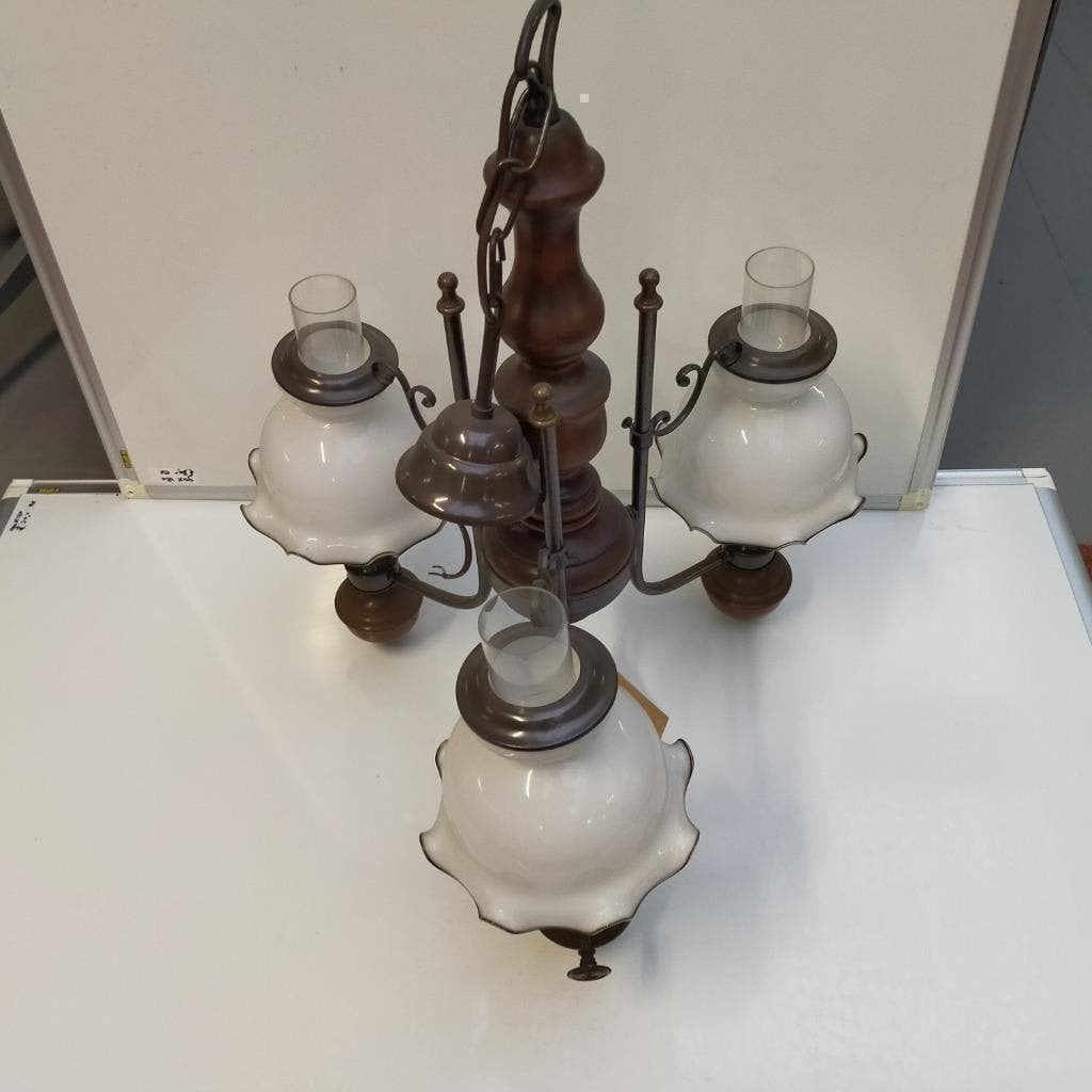 Retro / Vintage Hanglamp met 3 glazen kapjes, Ophalen, Gebruikt, Hout