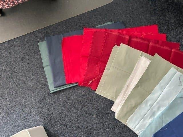 25 Stuks Coupons Losse Lappen Lakenstof, Meerkleurig, Nieuw, Ophalen of Verzenden, 30 tot 120 cm
