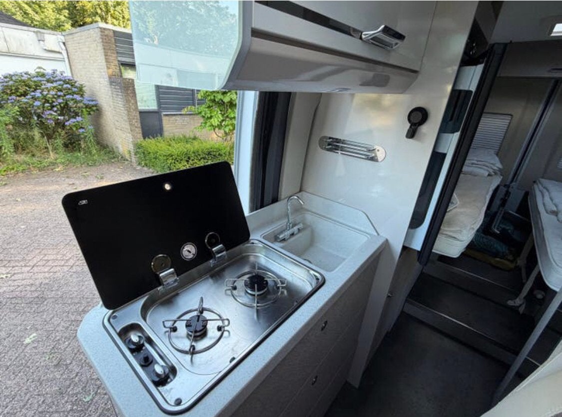 Caravans And Camping Automaat