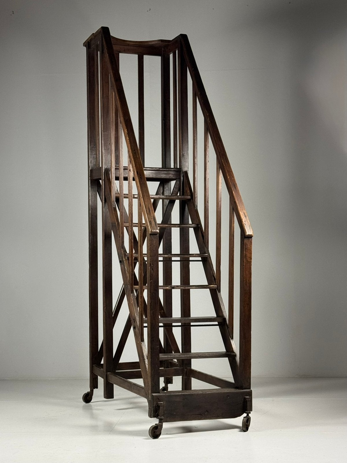 Bibliotheektrap ca. 1900 antiek, Ophalen