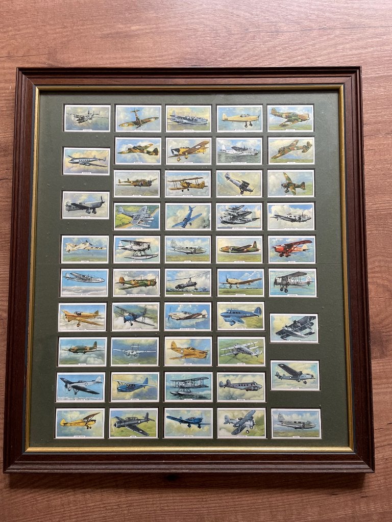Complete Gallaher Aeroplanes 1939 – ingelijst, Ophalen, Gebruikt, Kaart, Foto of Prent