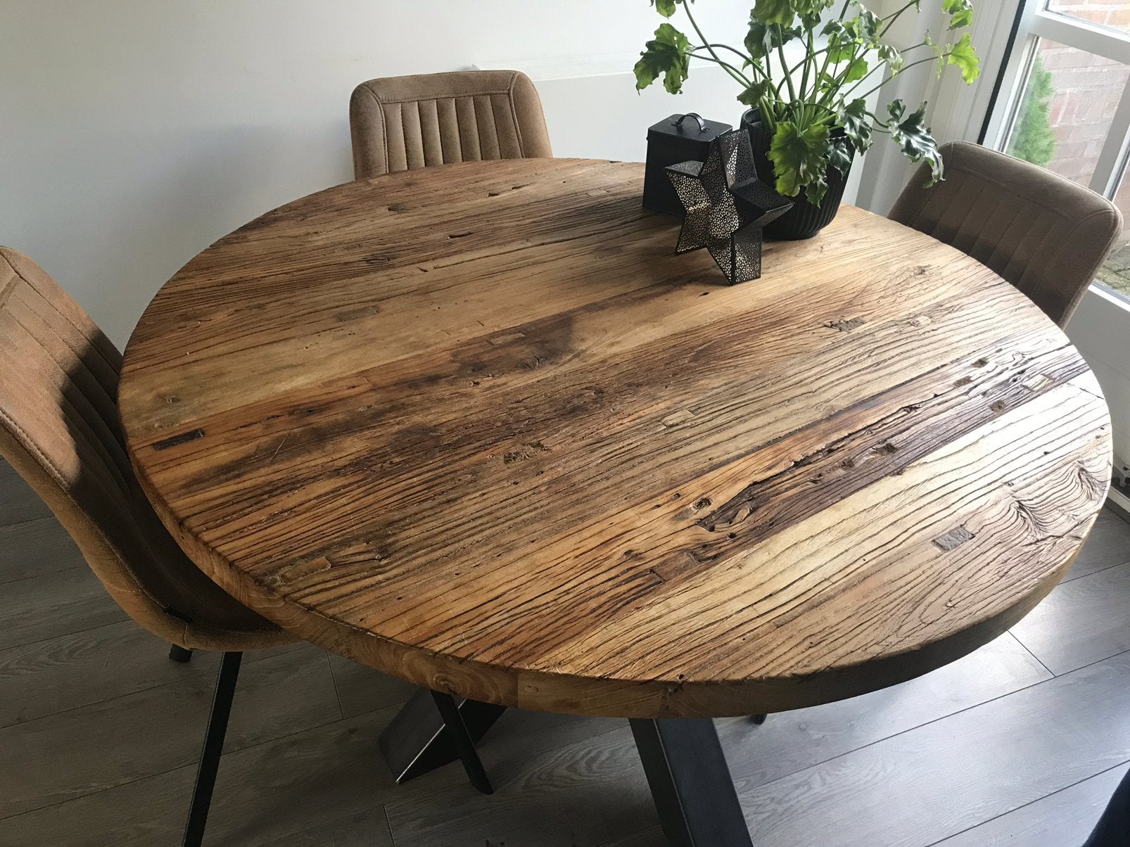 Mooie eettafel en 4 stoelen, Ophalen, Rond, Vier personen, 100 tot 150 cm