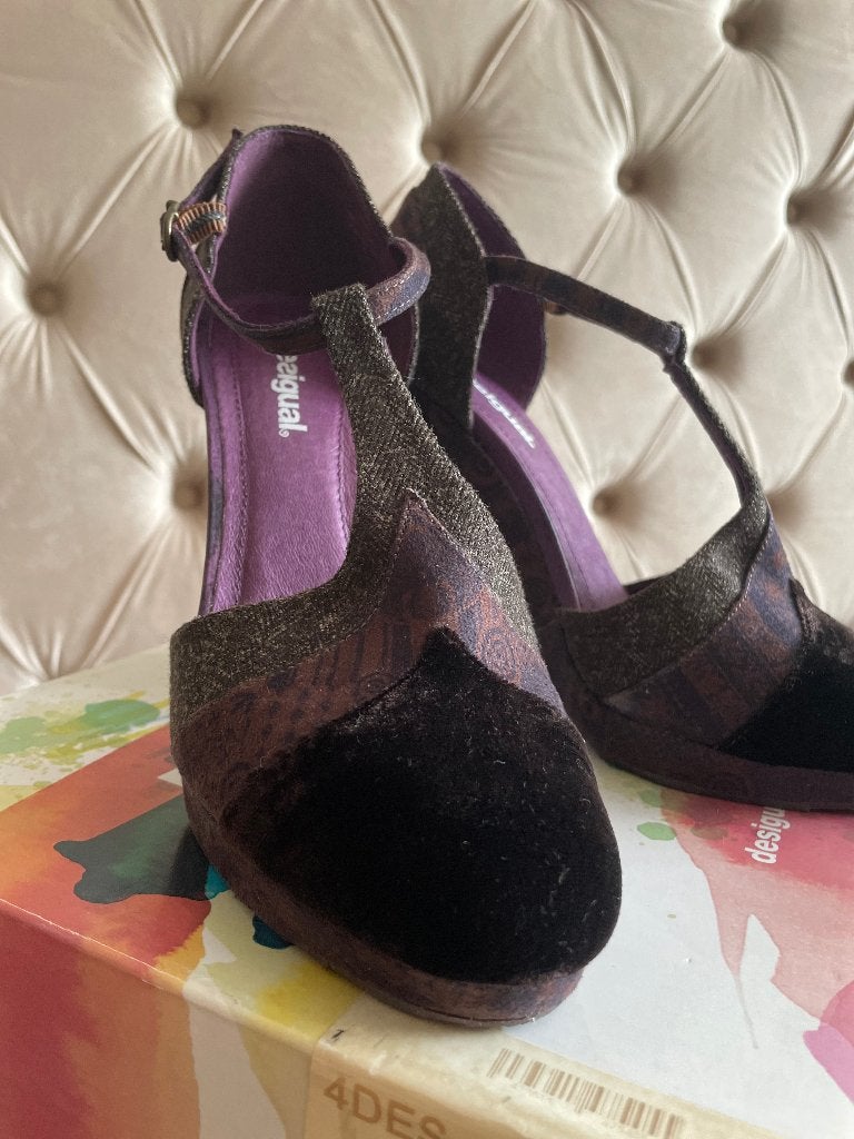Vintage Desigual schoenen, Zwart, Ophalen of Verzenden, Desigual, Sneakers of Gympen