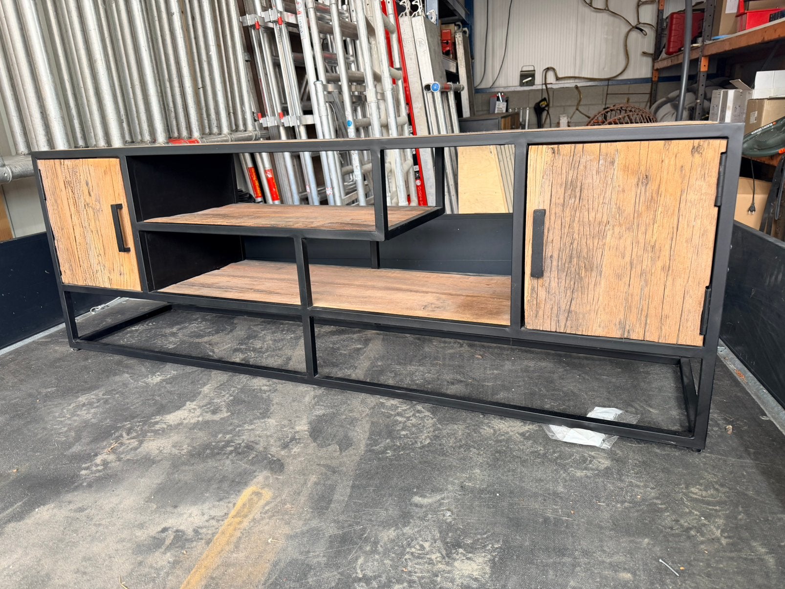 Tv meubel goossens mango hout, Huis en Inrichting, Ophalen, 100 tot 150 cm, Zo goed als nieuw, Mango hout