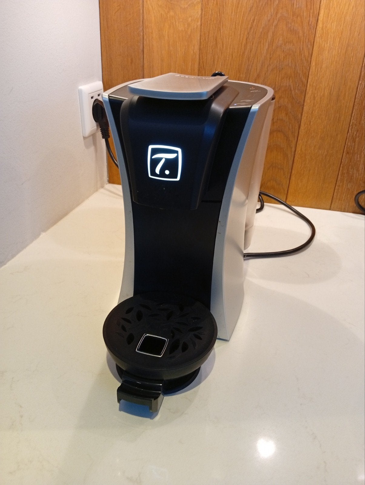 Nestlé Special T theezetmachine met 4 waterfilters, Minder dan 1 liter, Ophalen, Zo goed als nieuw