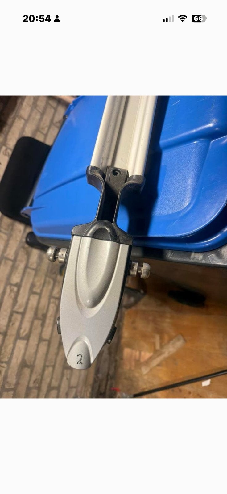 Thule twee dakdragers., Ophalen, Nieuw