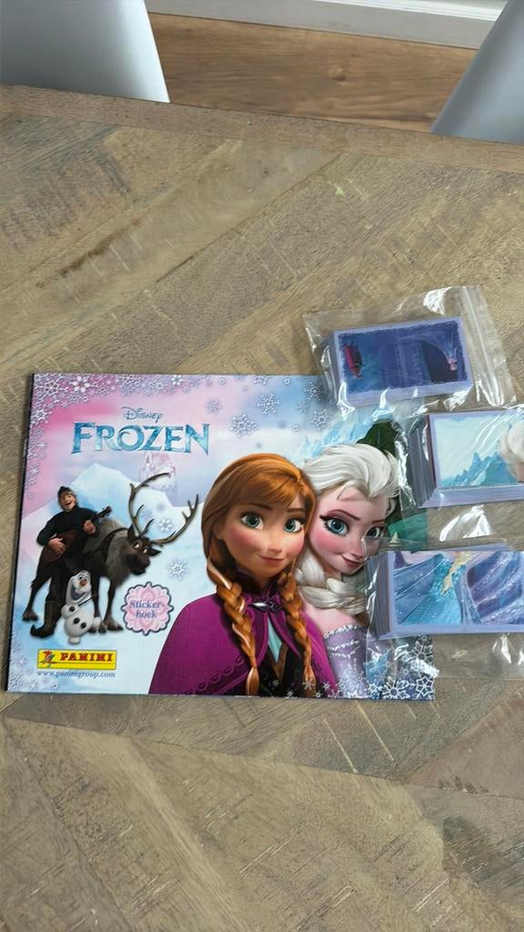 Panini stickerboek frozen leeg boek met losse stickers compl, Ophalen of Verzenden, Zo goed als nieuw, Meerdere stickers